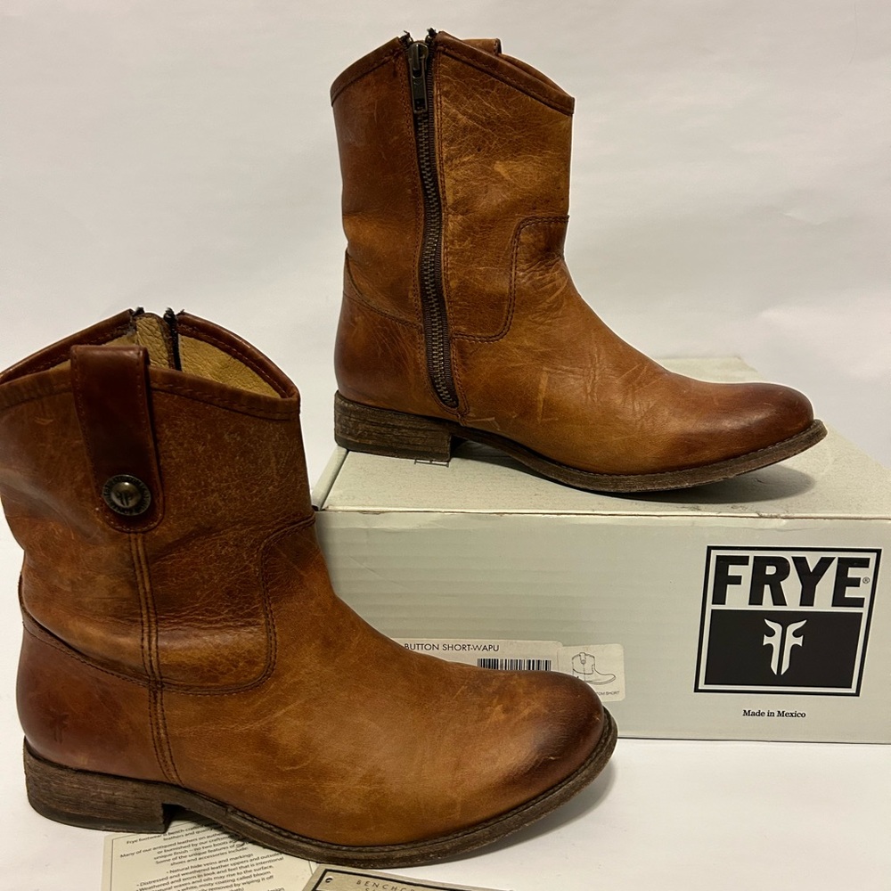 Frye Melissa Button Short